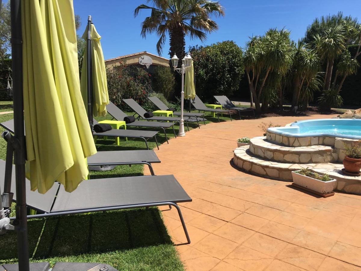 La Villa Du Golf Peralada Bagian luar foto