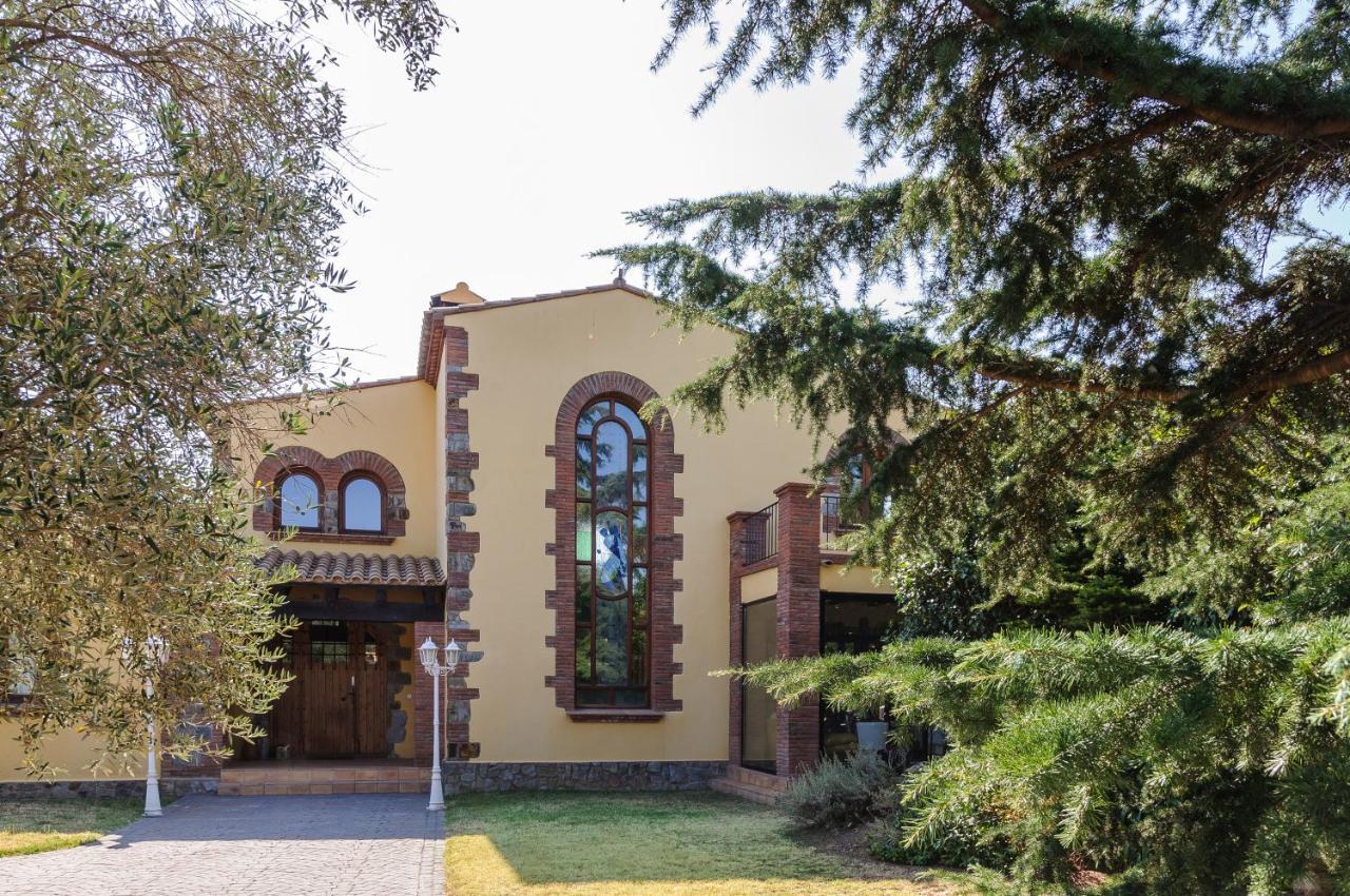 La Villa Du Golf Peralada Bagian luar foto