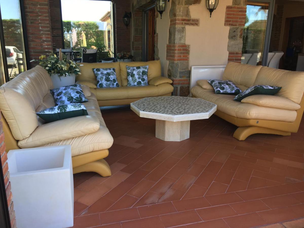 La Villa Du Golf Peralada Bagian luar foto