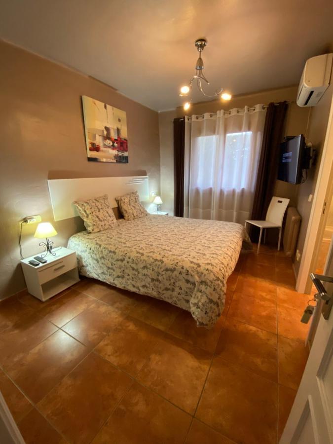 La Villa Du Golf Peralada Bagian luar foto